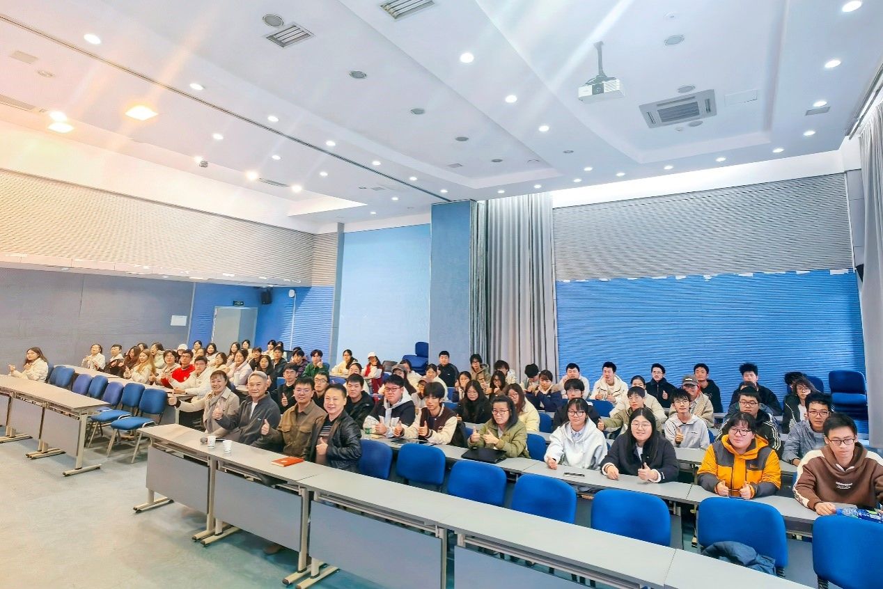 我院举行网络空间安全系列活动首场讲座